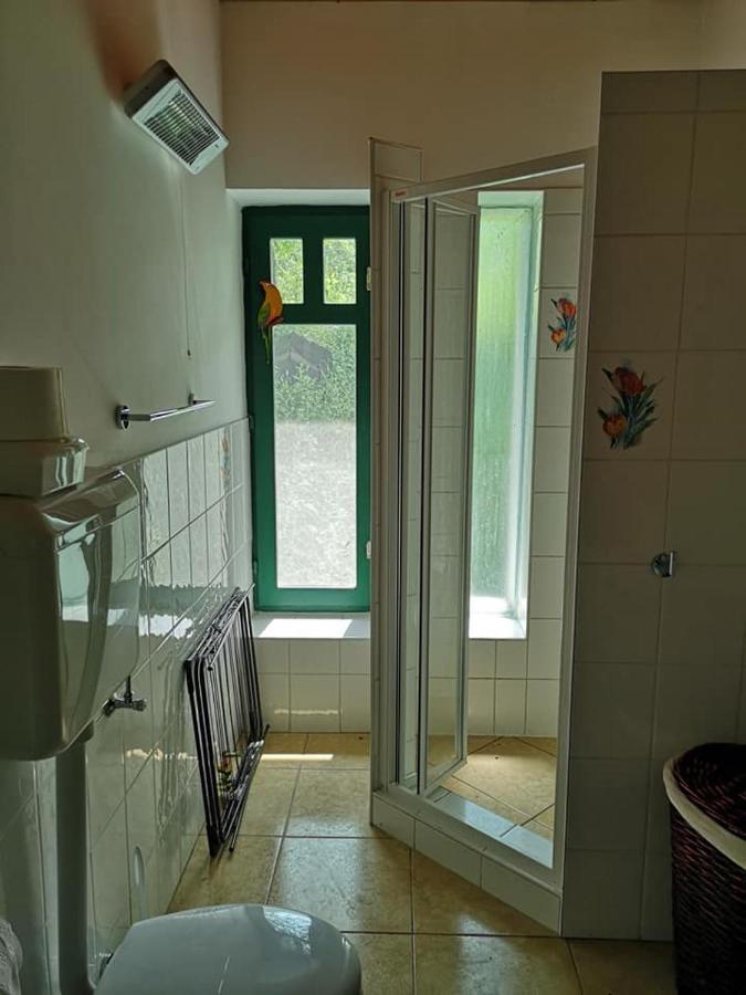 Nyugalomsziget Villa Kotcse ภายนอก รูปภาพ