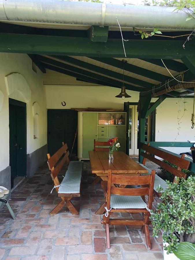 Nyugalomsziget Villa Kotcse ภายนอก รูปภาพ